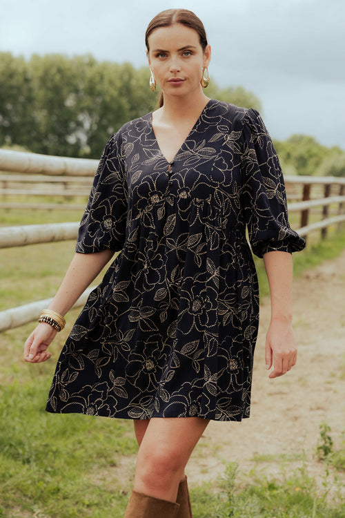 Korte jurk van bedrukt viscose met bloemenprint-Paprika-1