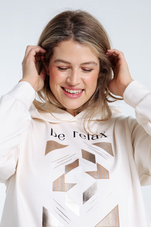 Effen trui met opschrift in folie en kap-Paprika-4