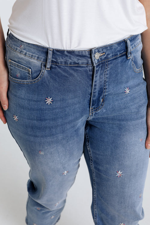 Jeans slim 7/8 avec fleurs brodées-Paprika-6