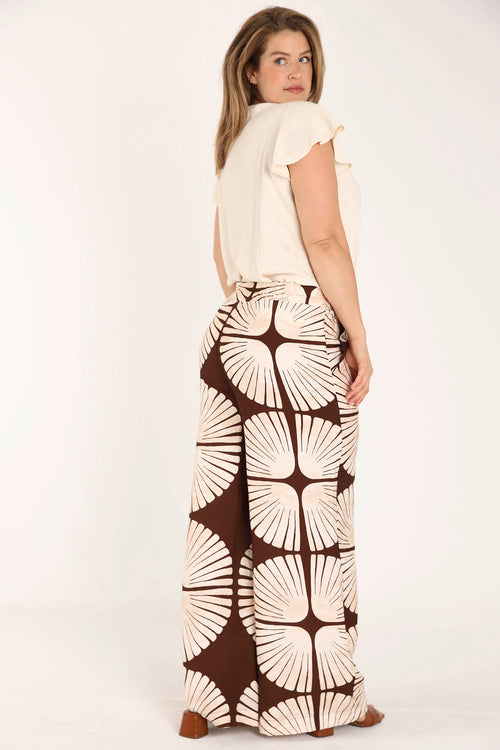 Marron / 46-Paprika-1