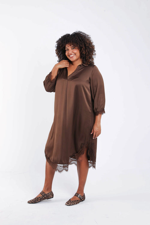 Effen satijnen jurk van viscose met kant-Paprika-8