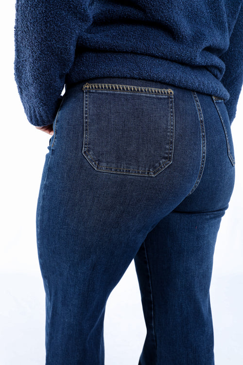 Jeans Elodie met zakken en borduurdetail-Paprika-4