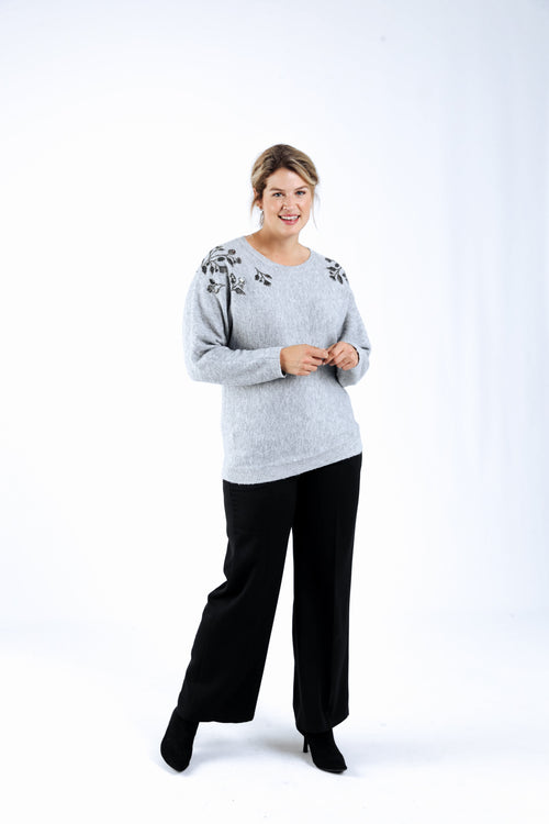 Pull uni avec broderies perlées-Paprika-7